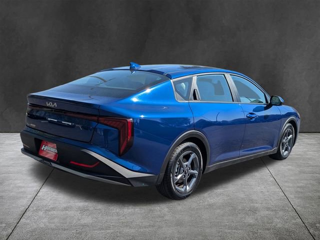 Used 2025 Kia K4 LXS image 4