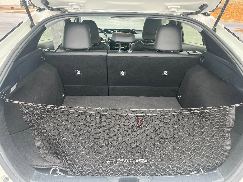 Used 2016 Toyota Prius Three Touring image 11