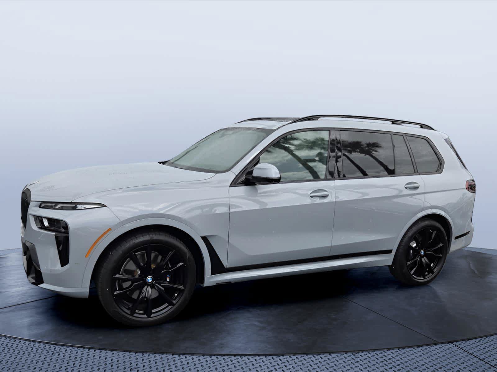 Used 2026 BMW X7 xDrive40i w/ Executive Package AWD/4WD image 7