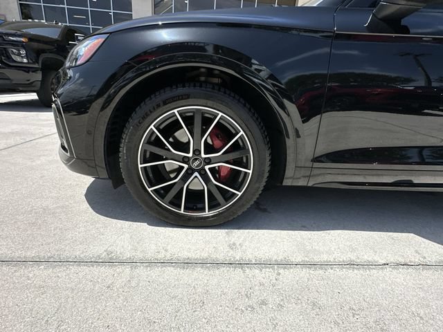 Used 2023 Audi SQ5 Prestige AWD/4WD image 18