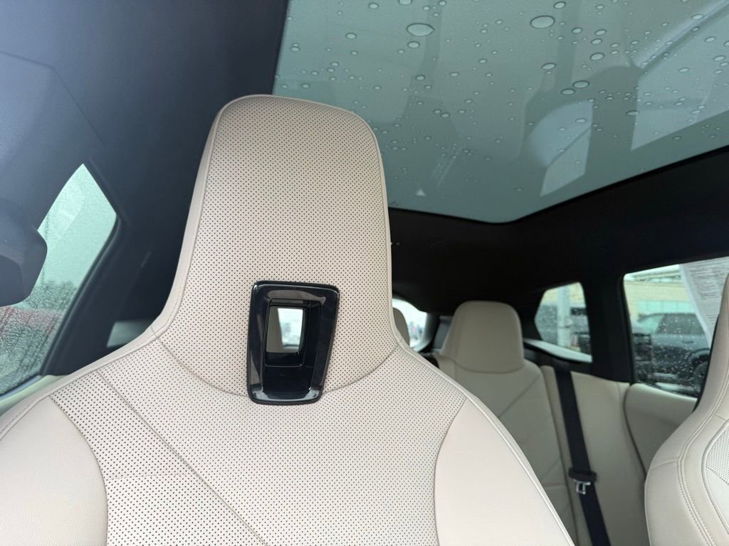 Used 2023 BMW iX M60 w/ Executive Package image 32