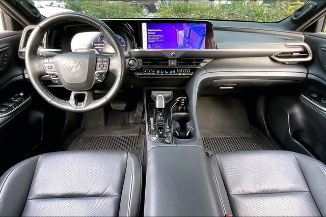 Used 2024 Toyota Crown w/ Advanced Technology Package image 7