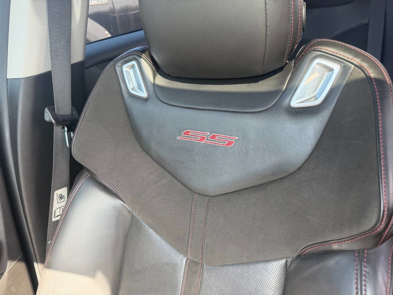 Used 2017 Chevrolet SS RWD image 17