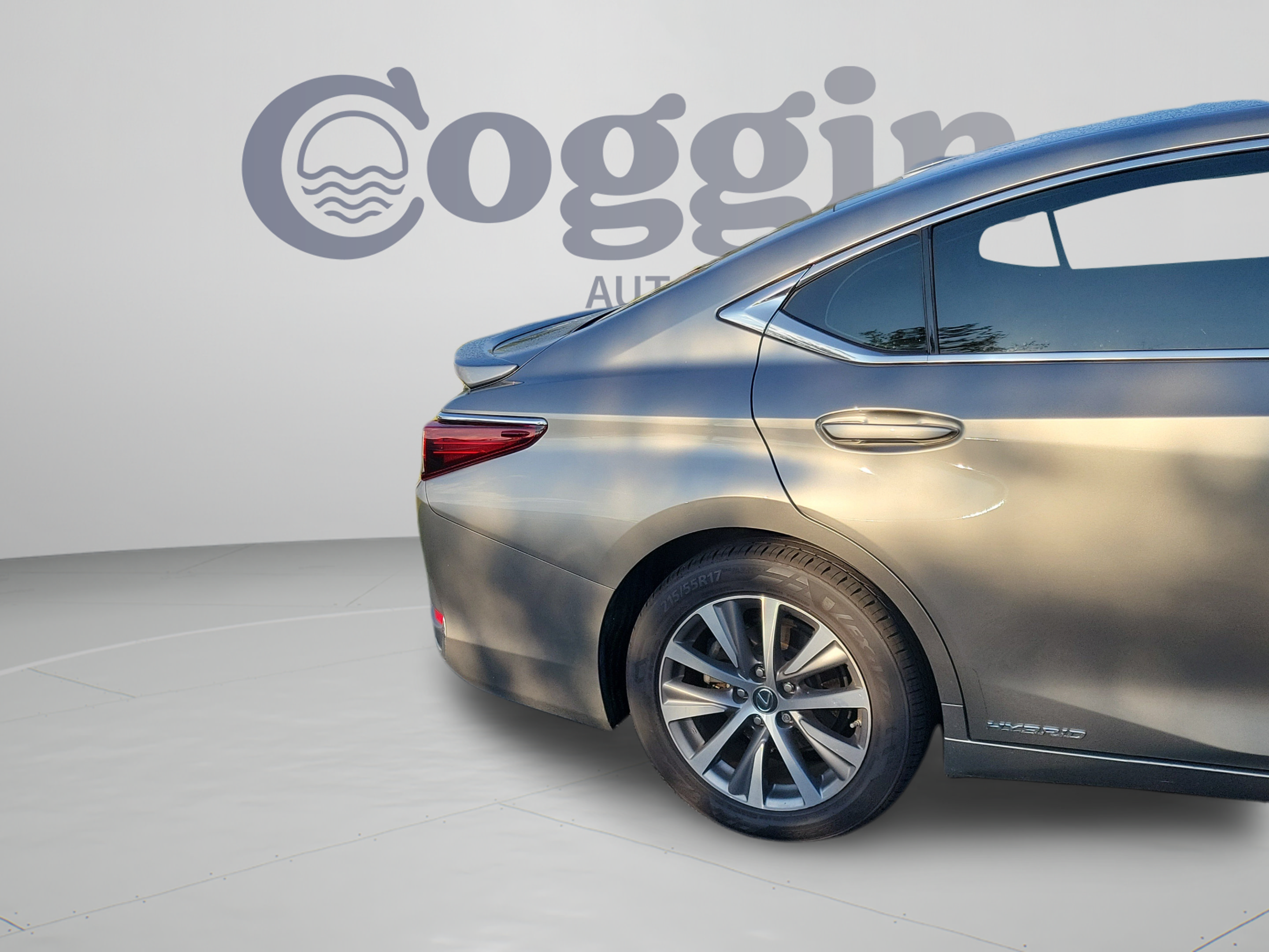 Used 2021 Lexus ES 300h w/ Premium Package FWD image 11