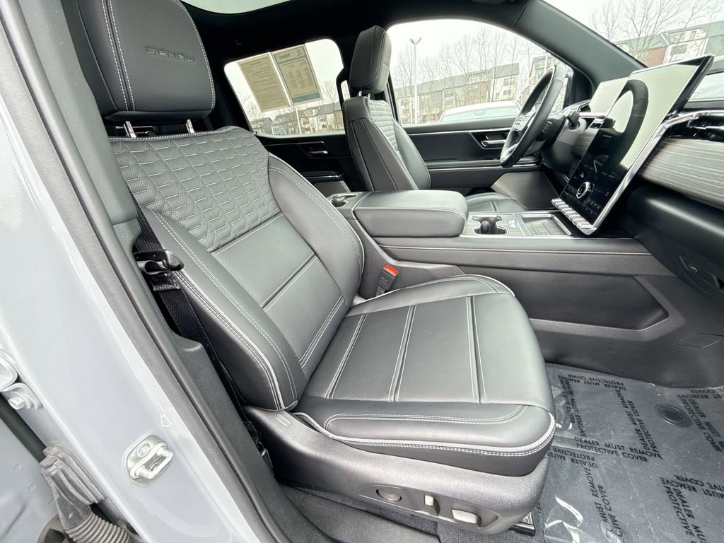 Used 2024 GMC Sierra EV Denali image 25