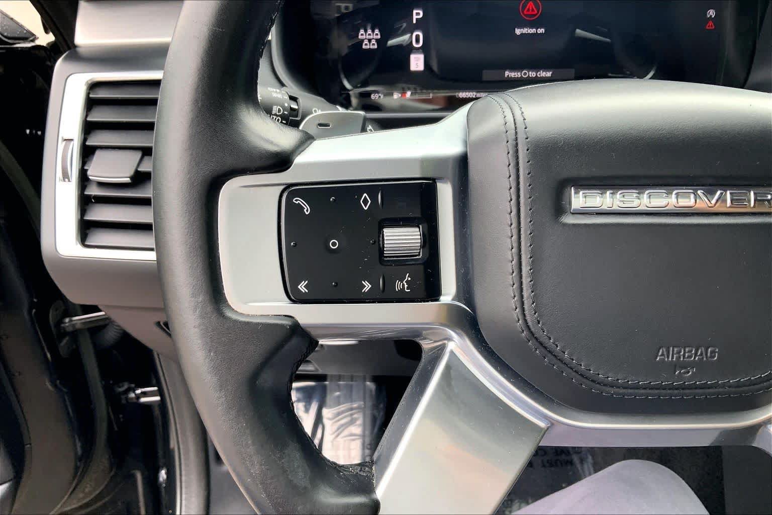 Used 2023 Land Rover Discovery HSE R-Dynamic AWD/4WD image 23