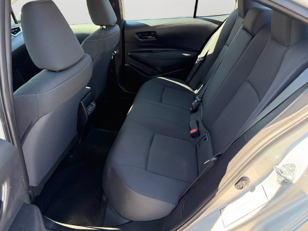 Used 2025 Toyota Corolla LE FWD image 15