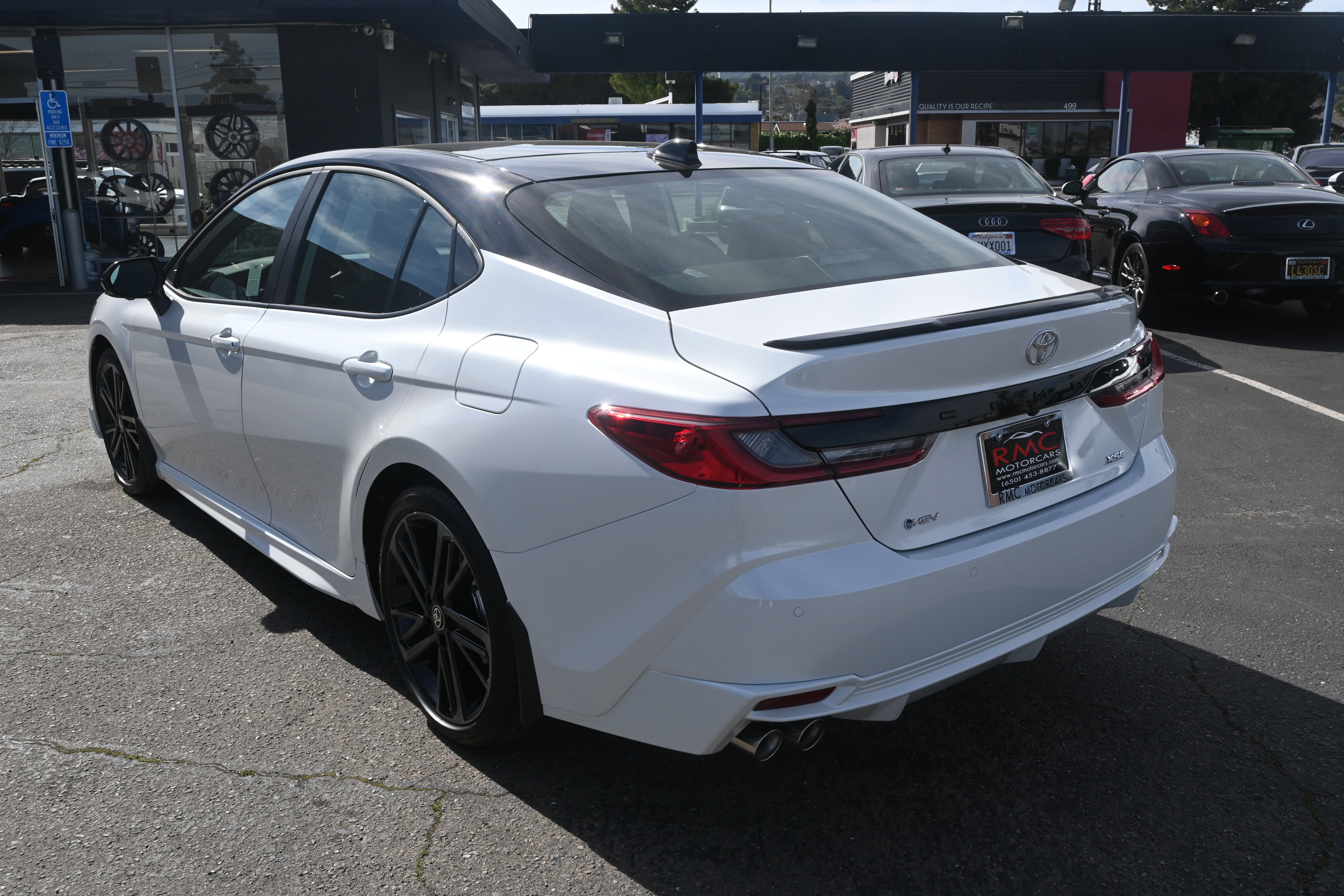 Used 2026 Toyota Camry Hybrid image 18