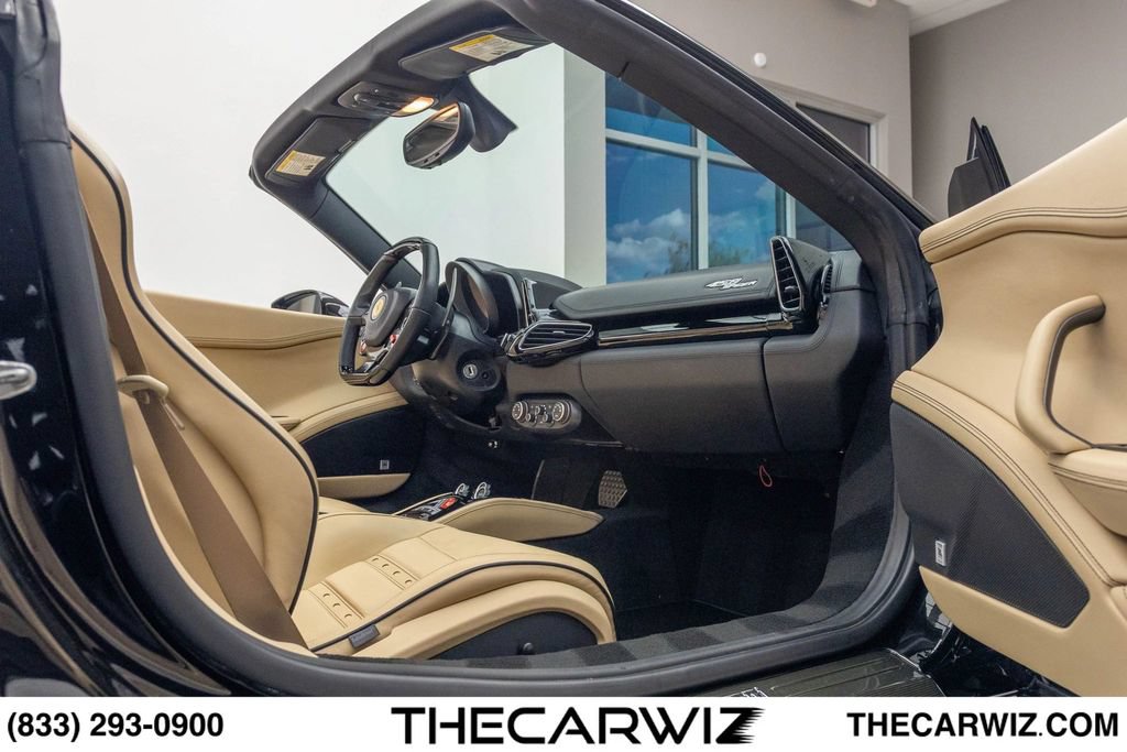Used 2015 Ferrari 458 Spider RWD image 81