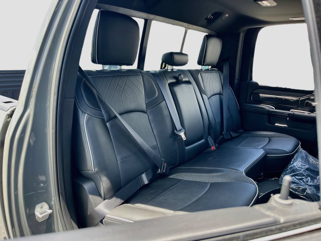 New 2026 RAM 3500 Limited AWD/4WD image 29