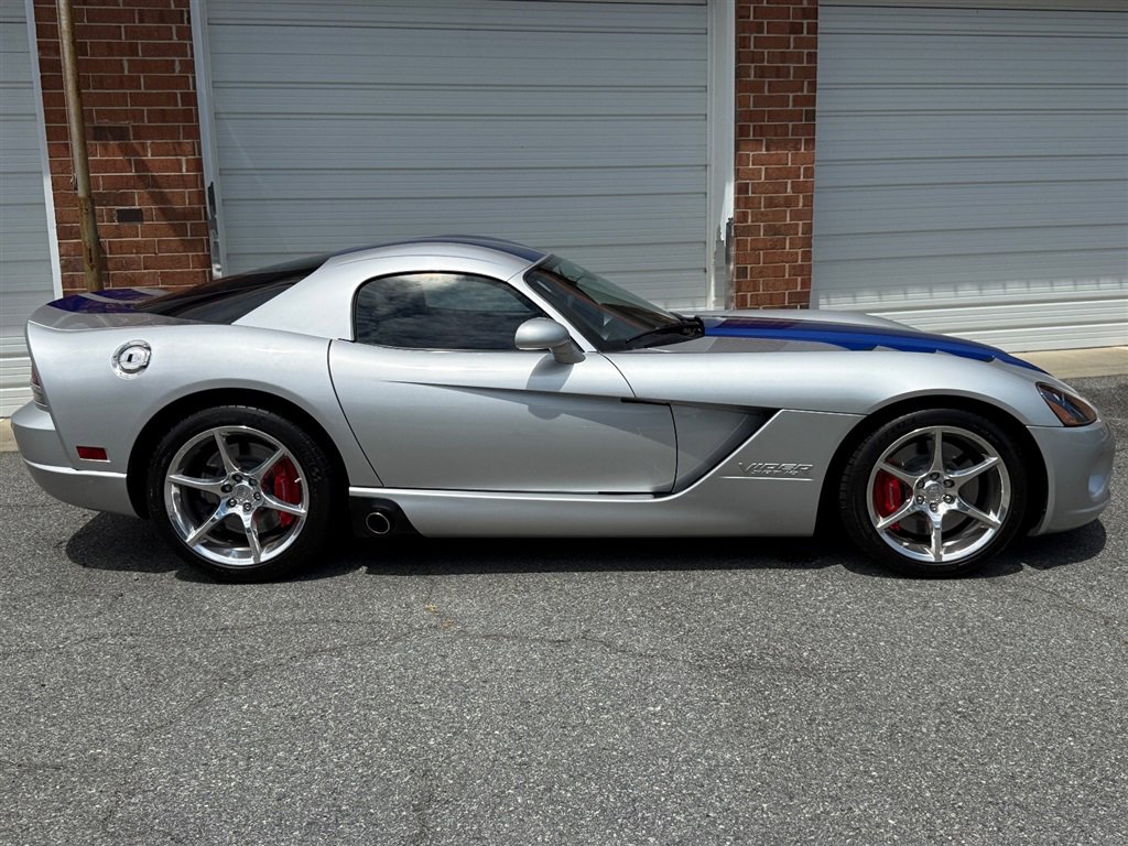 Used 2010 Dodge Viper SRT-10 w/ Protection Group image 37