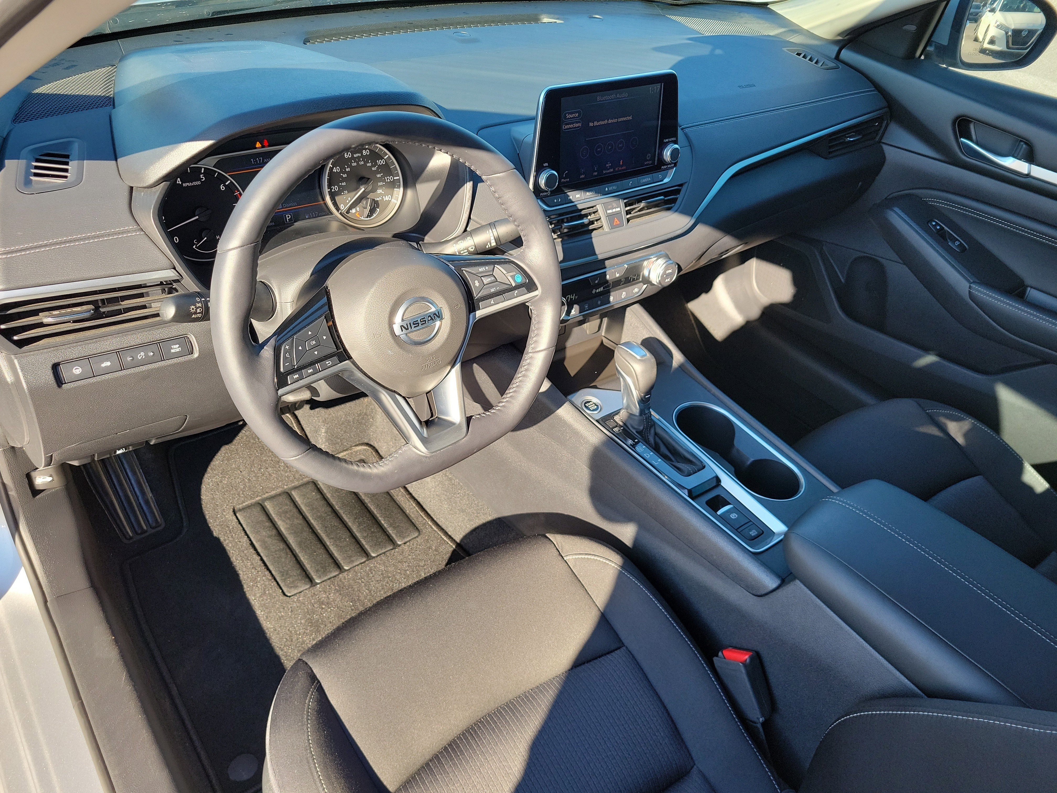 Used 2019 Nissan Altima 2.5 SV image 11