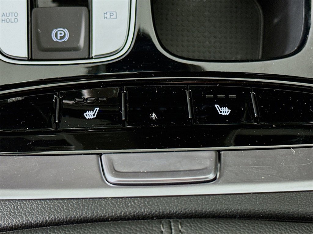 Used 2024 Hyundai Santa Cruz Night image 20