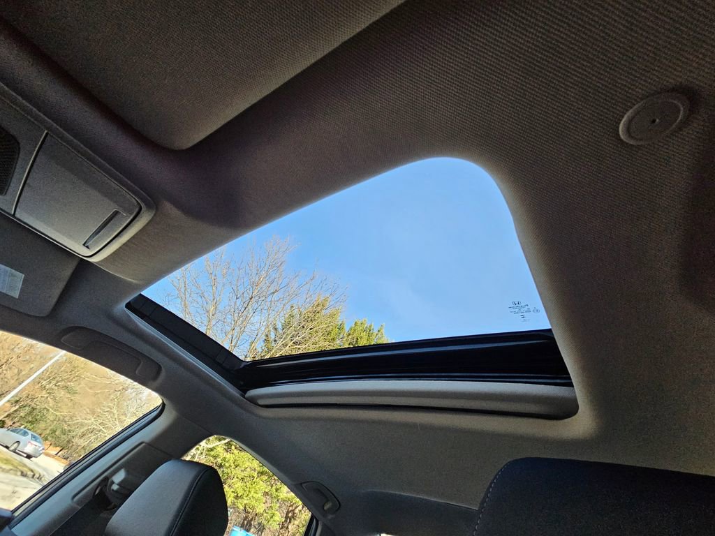 Used 2025 Honda Accord EX-L image 10