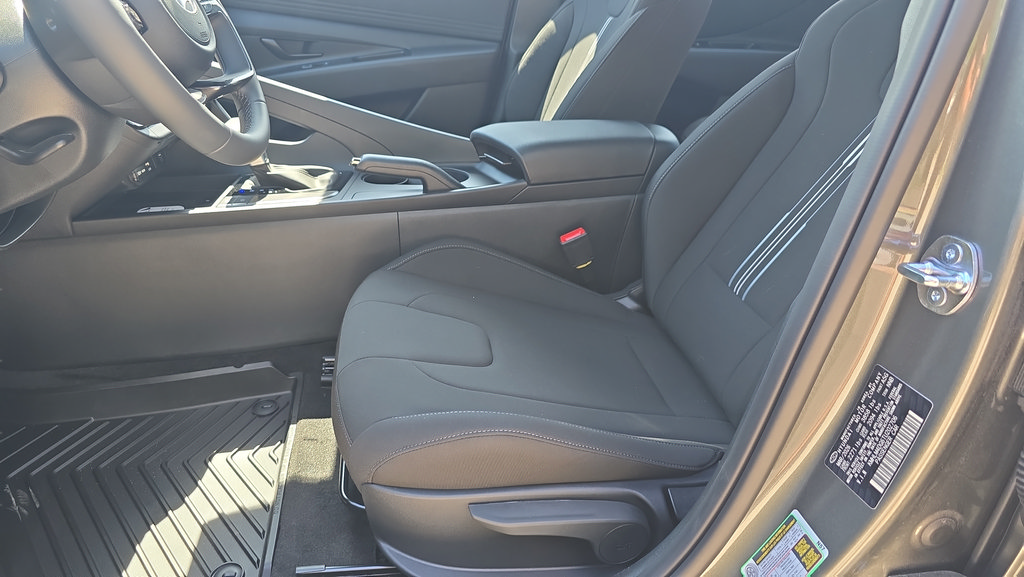 New 2026 Hyundai Elantra Sport FWD image 13