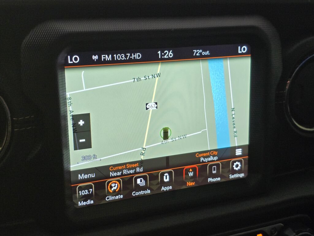 Used 2023 Jeep Wrangler Unlimited Sahara AWD/4WD image 28