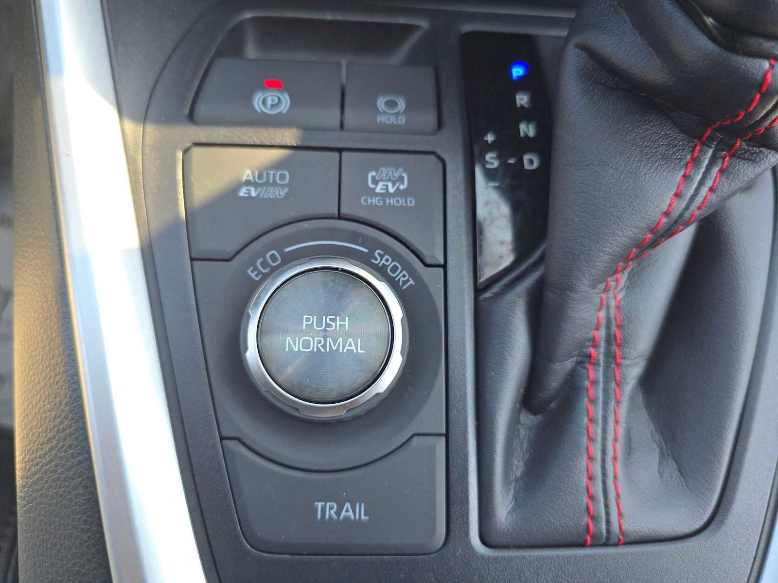 Used 2023 Toyota RAV4 XSE w/ Premium Package image 33