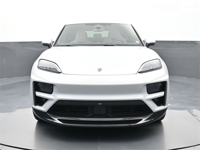 New 2025 Porsche Macan Turbo Electric image 32