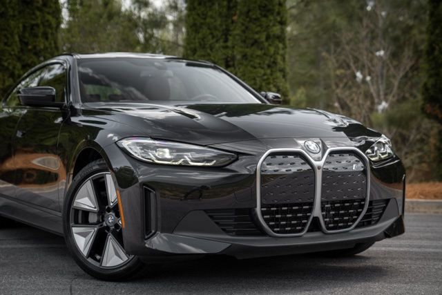 Used 2023 BMW i4 eDrive35 w/ Premium Package image 6