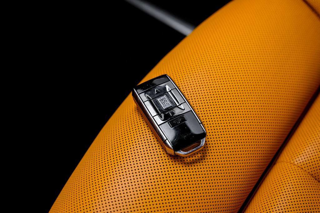 Used 2022 Rolls-Royce Cullinan AWD/4WD image 81