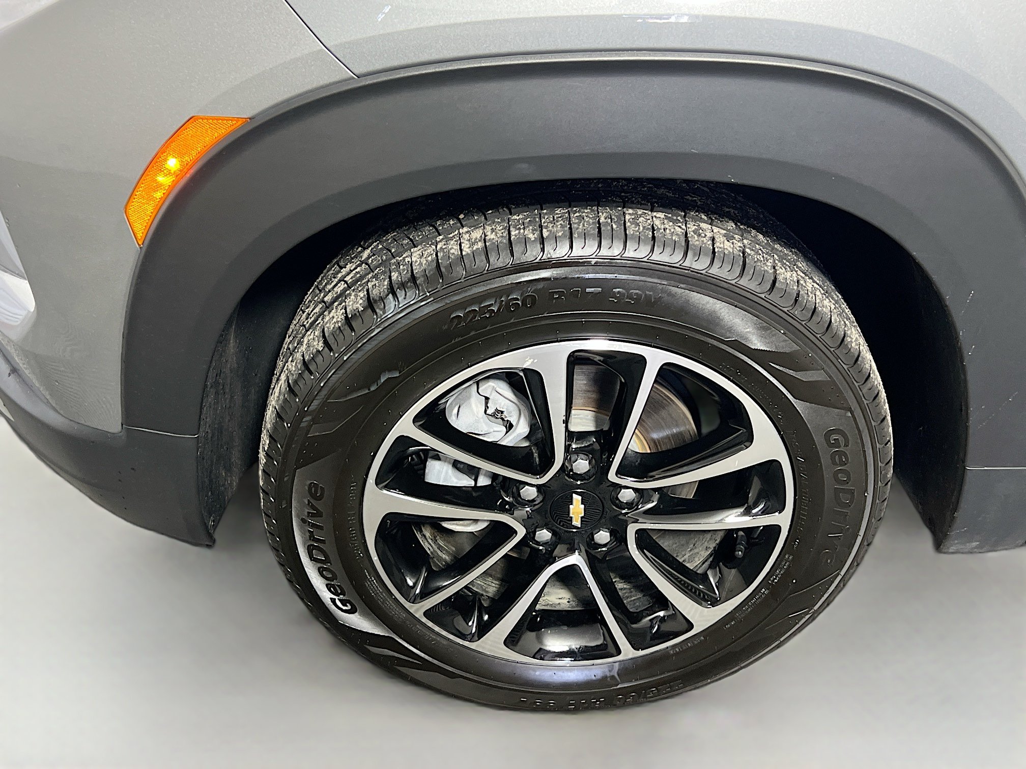 Used 2024 Chevrolet TrailBlazer LT FWD image 13