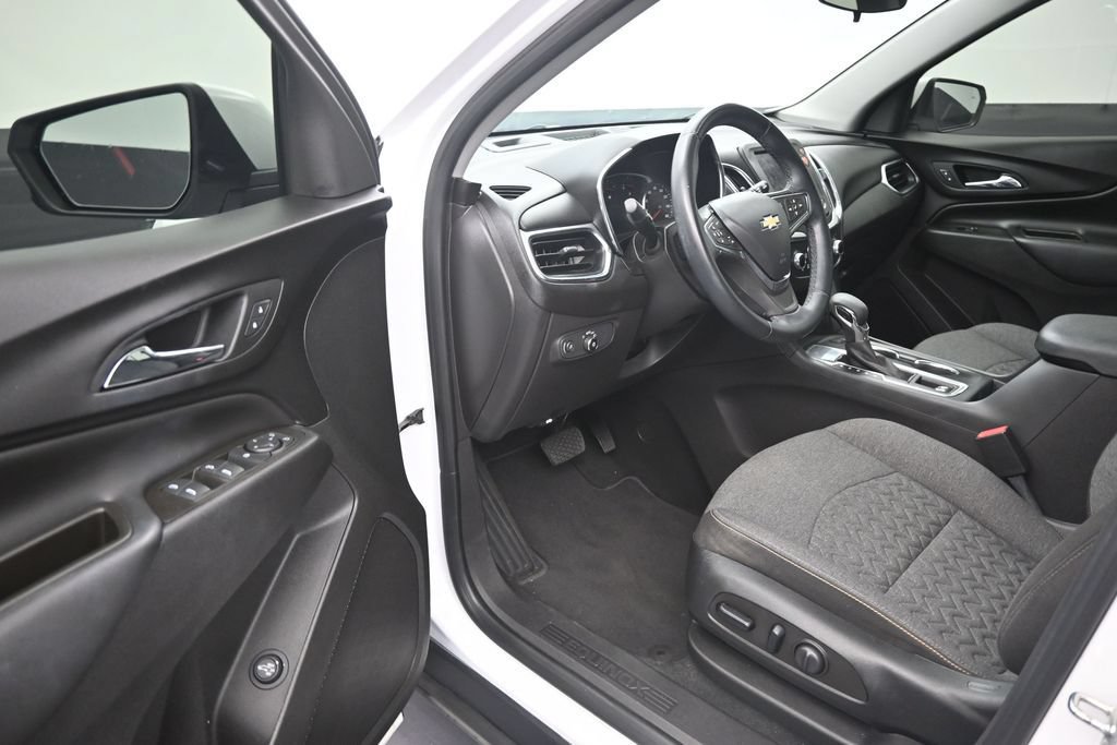 Used 2024 Chevrolet Equinox LT FWD image 10