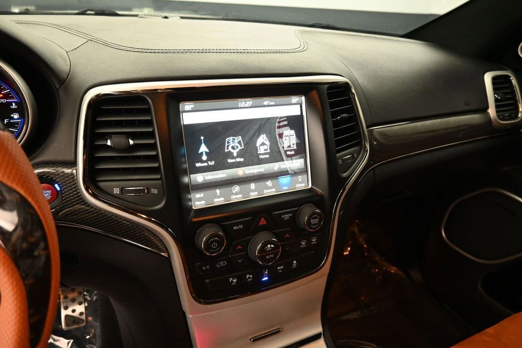 Used 2018 Jeep Grand Cherokee Trackhawk AWD/4WD image 33