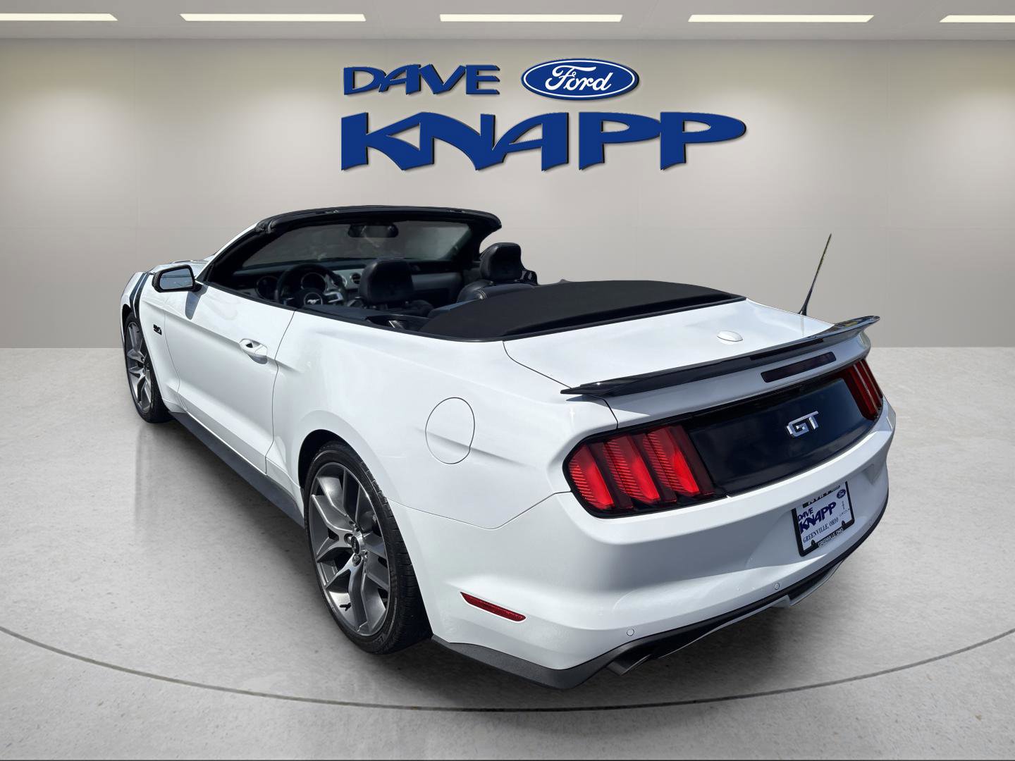 Used 2016 Ford Mustang GT Premium w/ Equipment Group 401A image 8