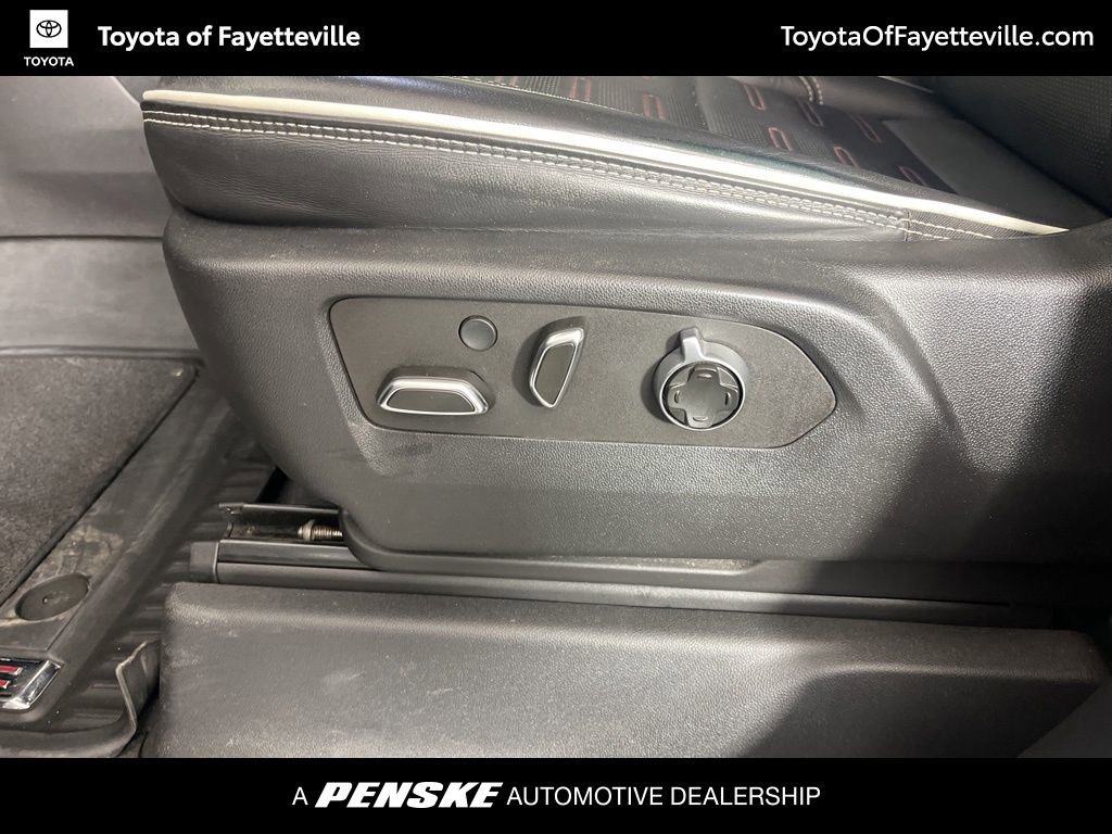 Used 2023 GMC Sierra 1500 AT4X image 19