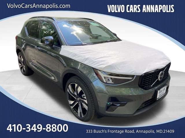 New 2026 Volvo XC40 B5 Plus w/ Climate Package AWD/4WD image 1