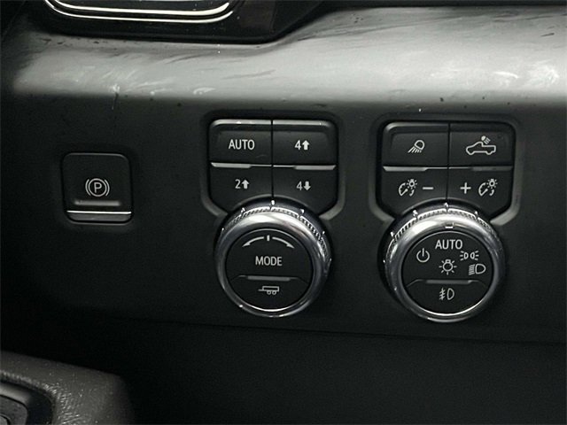 Used 2023 GMC Sierra 1500 AT4X image 19
