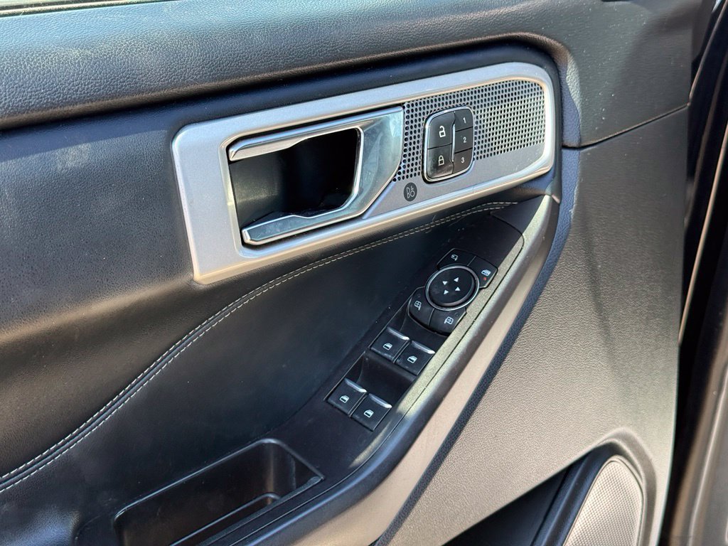 Used 2020 Ford Explorer Limited AWD/4WD image 11