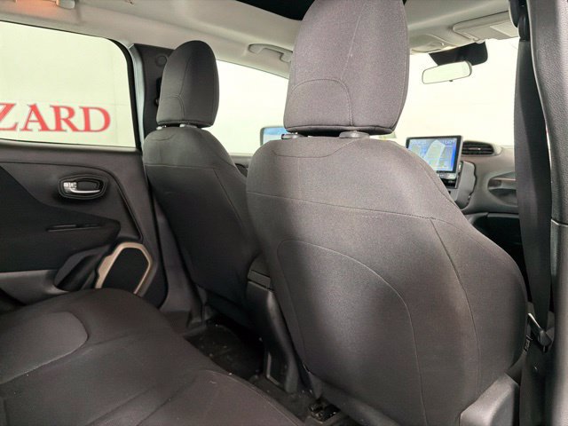Used 2016 Jeep Renegade Sport w/ Power & Air Group FWD image 36