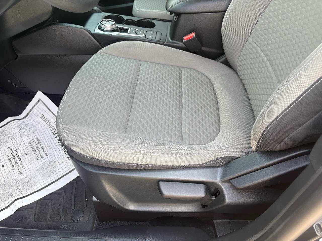 Used 2022 Ford Escape SE AWD/4WD image 18