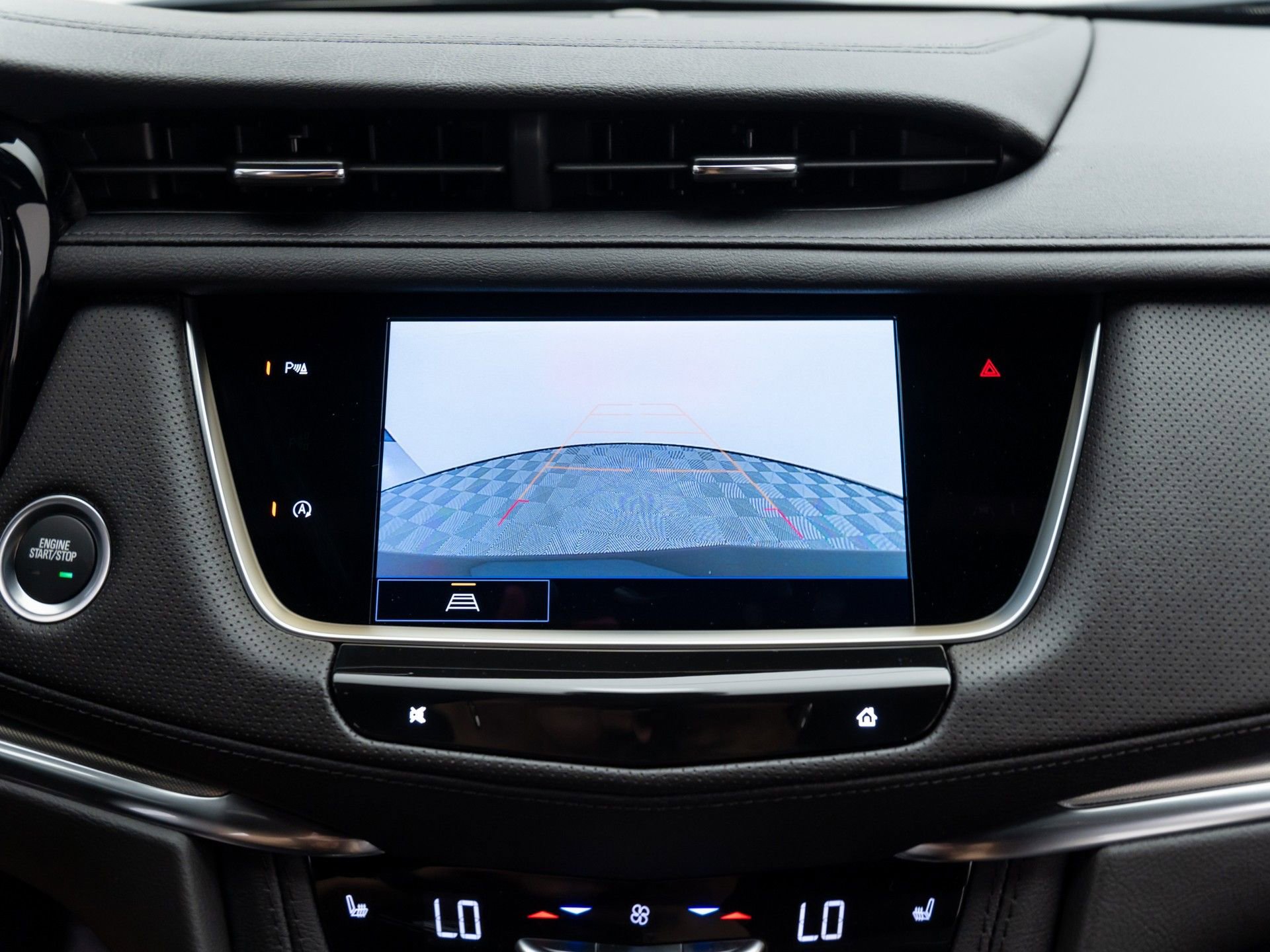 New 2026 Cadillac XT5 Luxury image 21