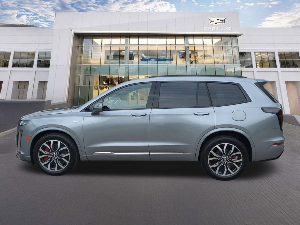 New 2025 Cadillac XT6 Sport AWD/4WD image 5
