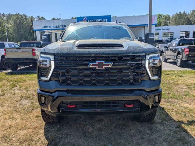 New 2026 Chevrolet Silverado 2500 ZR2 w/ LPO, Dark Essentials Package AWD/4WD image 6