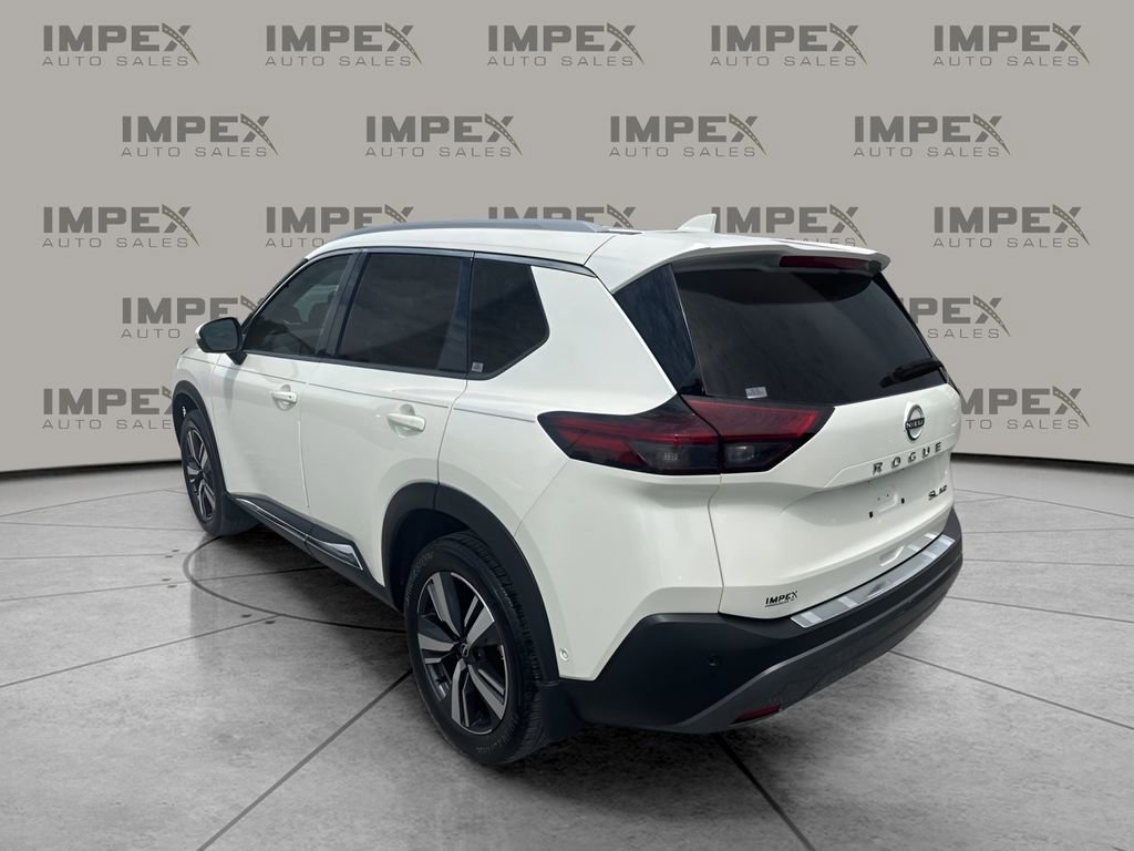 Used 2023 Nissan Rogue SL w/ SL Premium Package AWD/4WD image 3