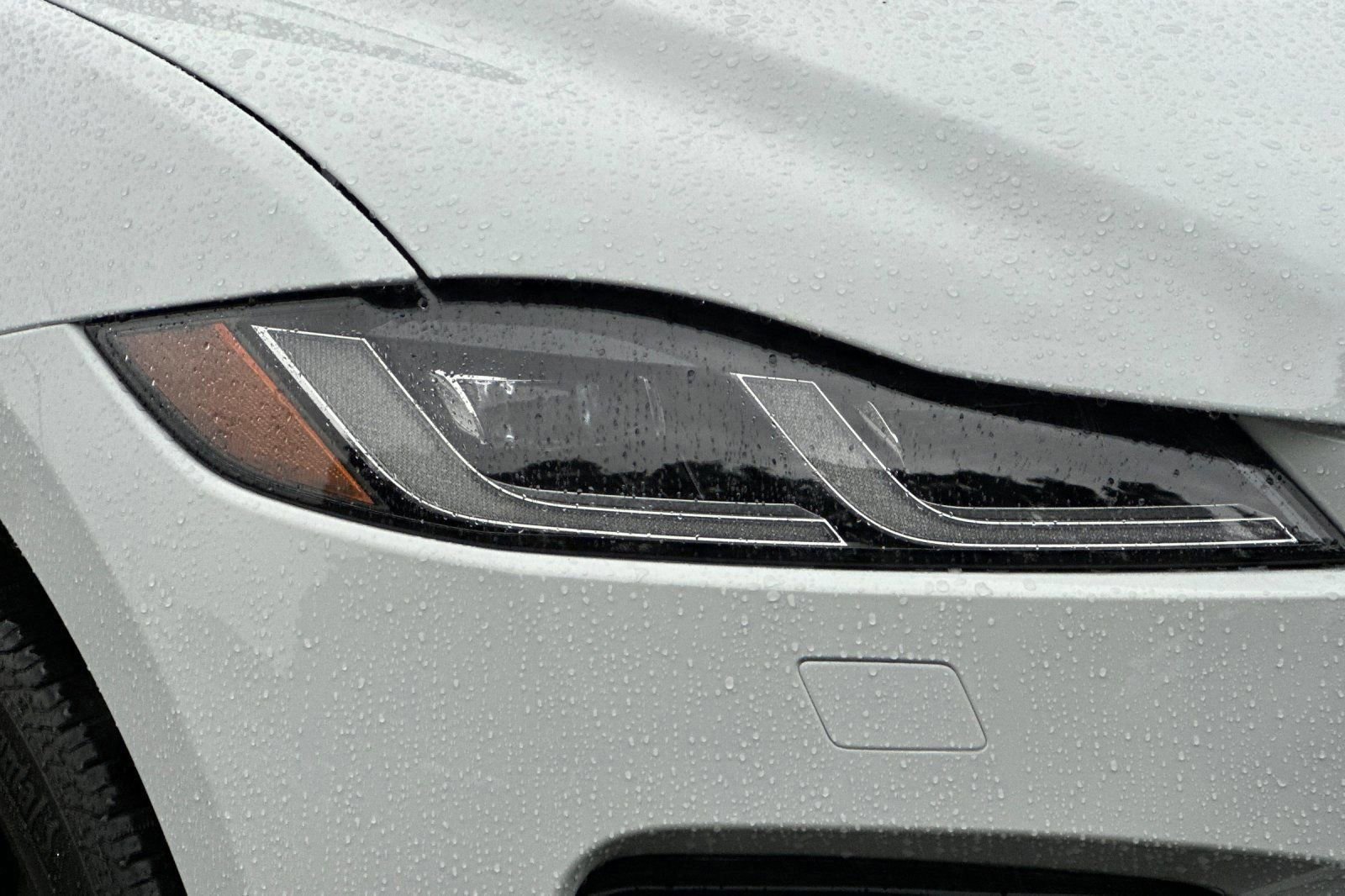 New 2025 Jaguar F-PACE R-Dynamic S AWD/4WD image 11
