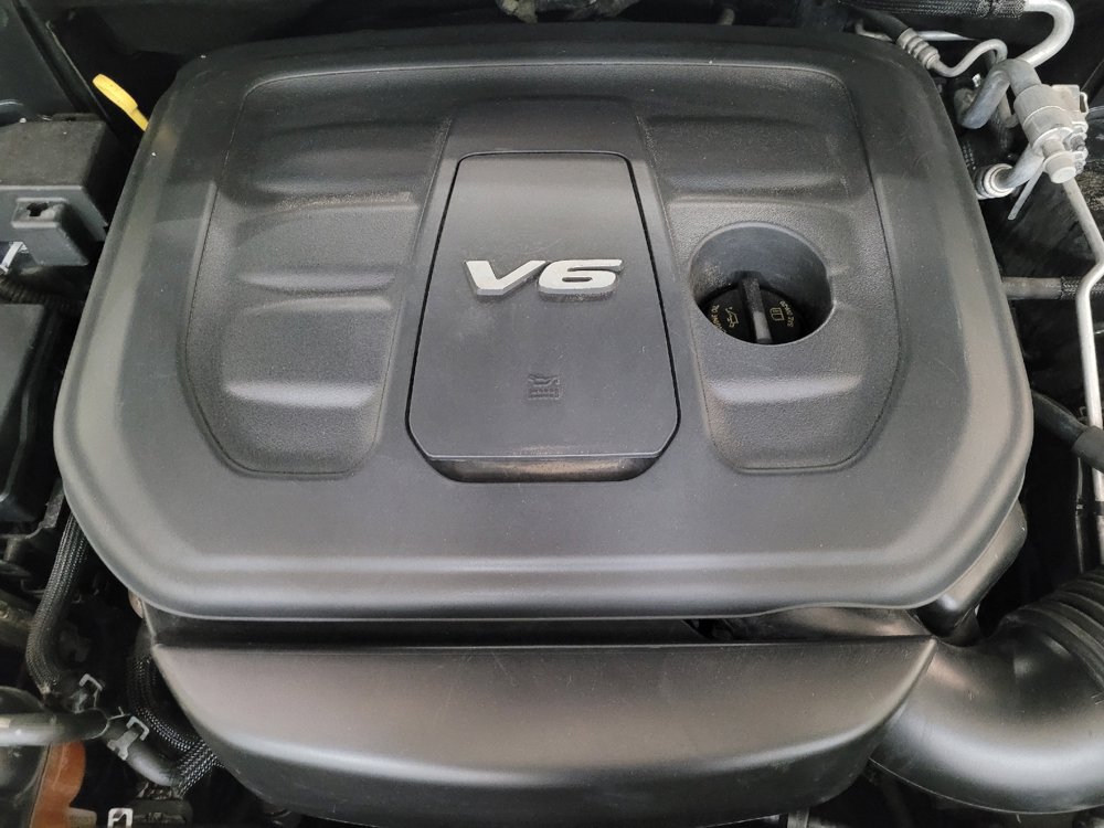 Used 2018 Dodge Durango SXT w/ 3rd Row Seating Group RWD image 30