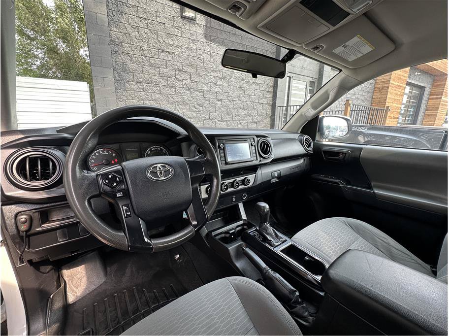 Used 2016 Toyota Tacoma SR w/ SR Convenience Package AWD/4WD image 2