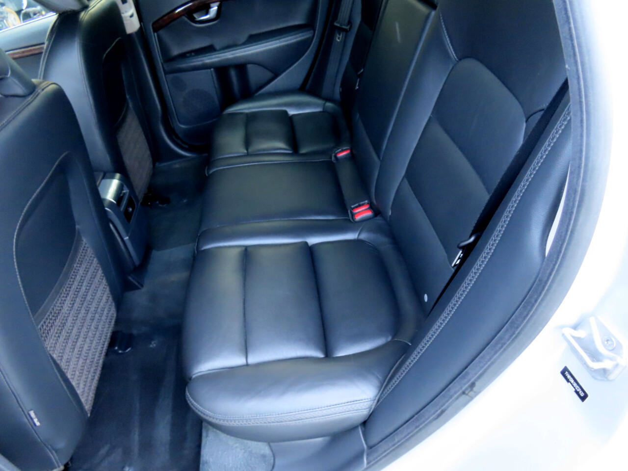 Used 2016 Volvo XC70 T5 Premier w/ Proximity Package image 10