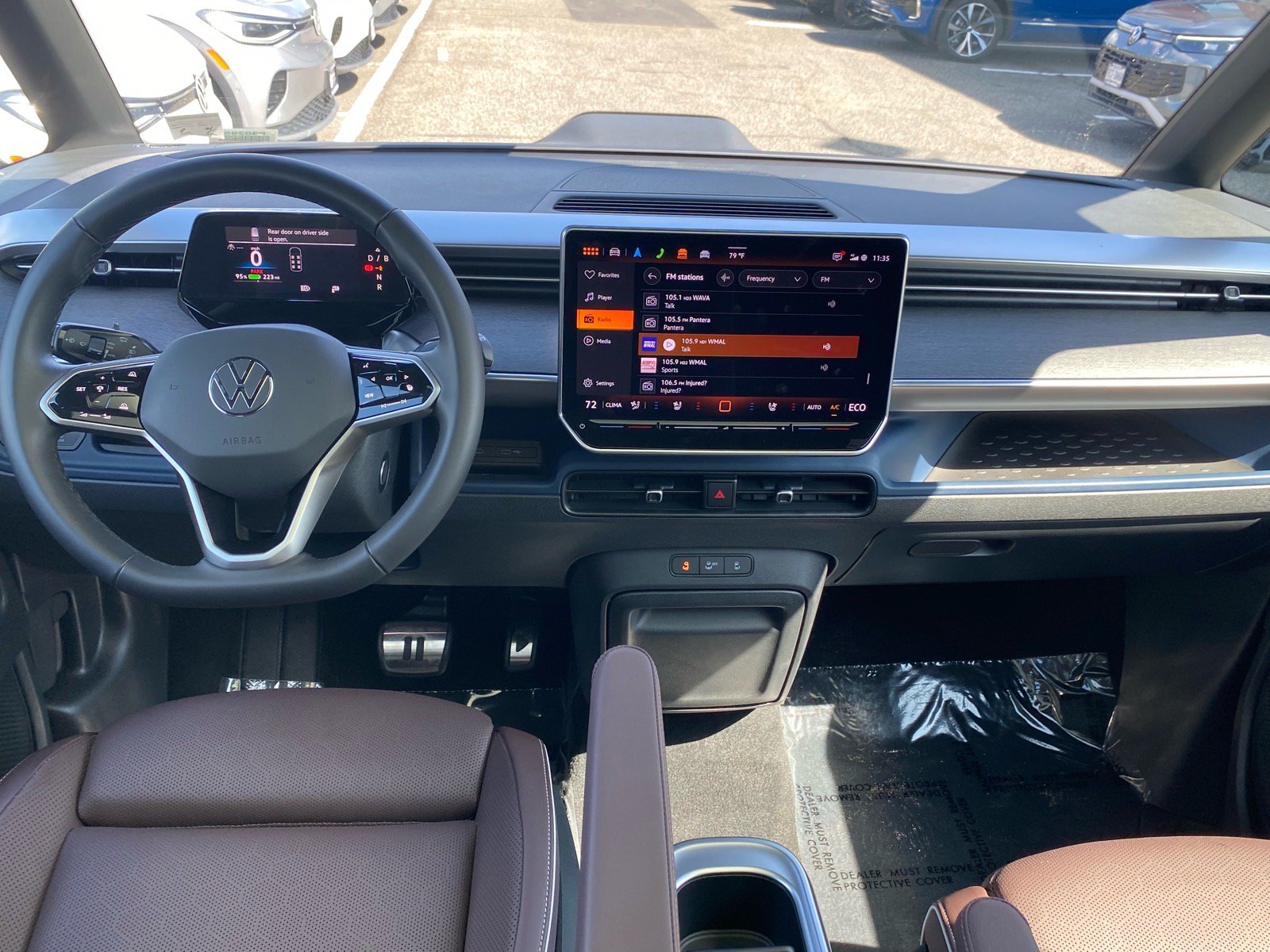 Certified 2025 Volkswagen ID. Buzz Pro S Plus AWD/4WD image 9