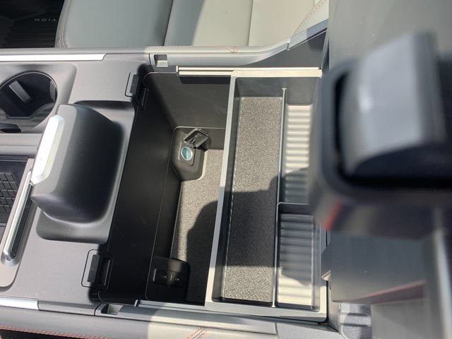 New 2025 Ford Expedition Active RWD image 36