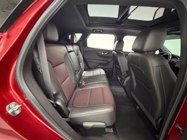 Certified 2019 Chevrolet Blazer RS w/ Sun and Wheels Package AWD/4WD image 26