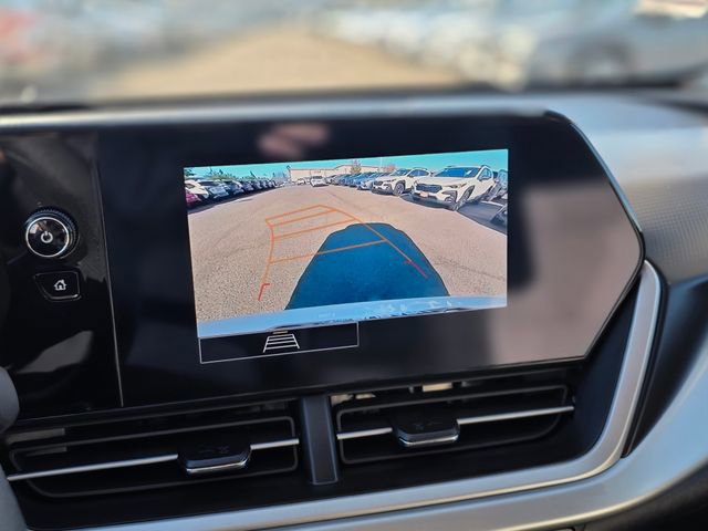 Used 2025 Chevrolet Trax LS image 26