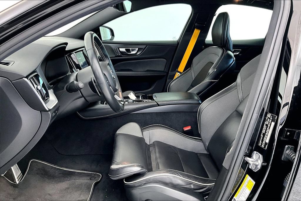 Used 2019 Volvo S60 T8 R-Design AWD/4WD image 28