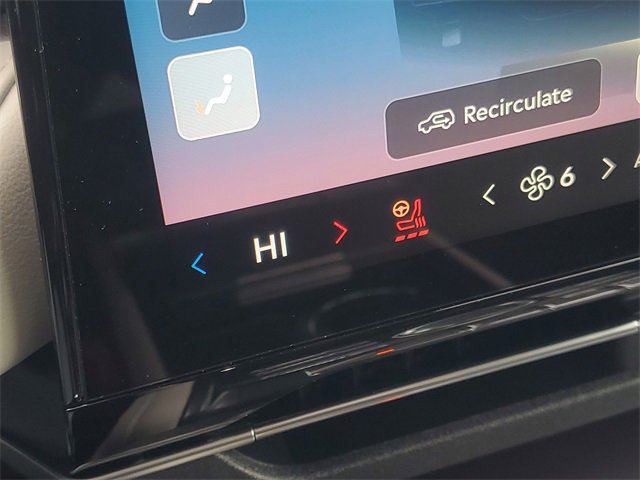 Certified 2025 Lincoln Nautilus Premier image 26