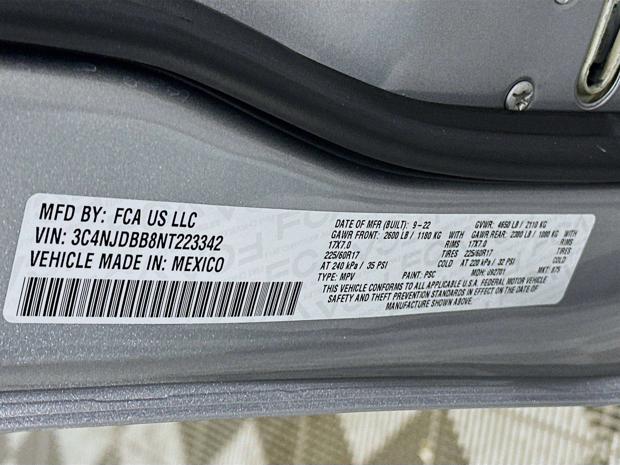 Used 2022 Jeep Compass Latitude image 12