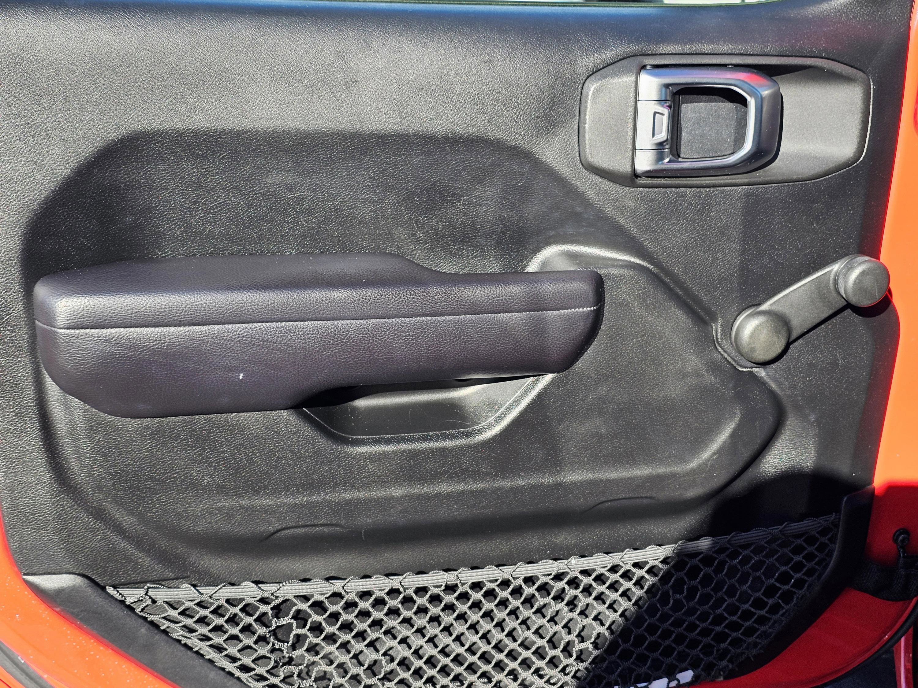 Used 2018 Jeep Wrangler Unlimited Sport image 9